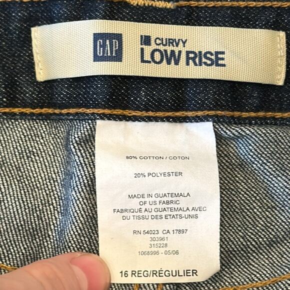 NWT Gap Low Rise Curvy Flare Jeans Size 16R - Picture 7 of 8